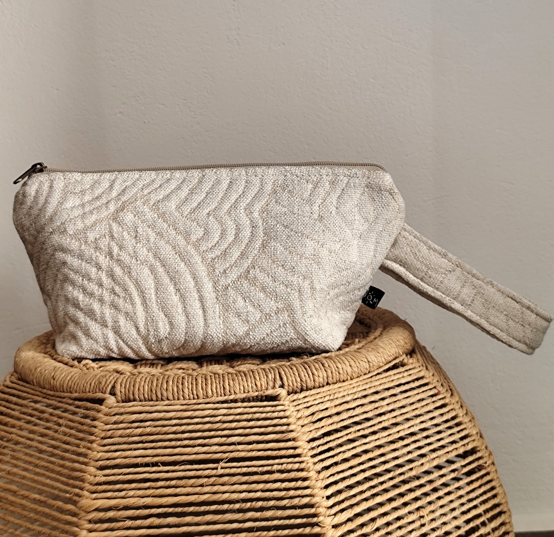 Stone Flow Clutch Light Beige